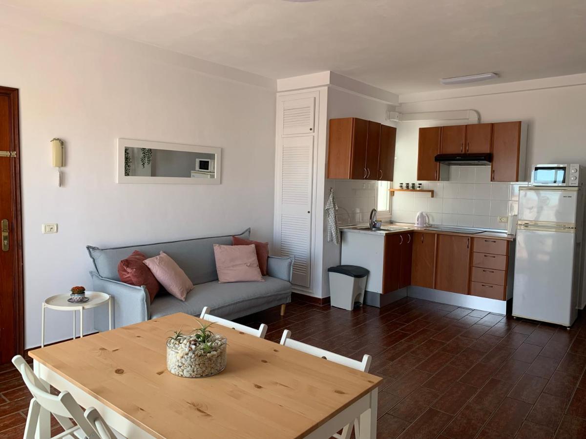 Vivienda Vacacional La Plaza Santa Úrsula Eksteriør billede